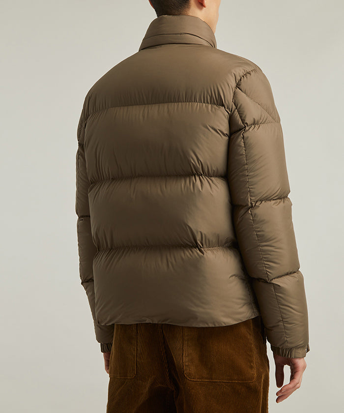 MONCLER Besbre Short Down Jacket 蒙口立領廓形羽絨外套