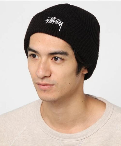 STUSSY 粗針反折毛帽