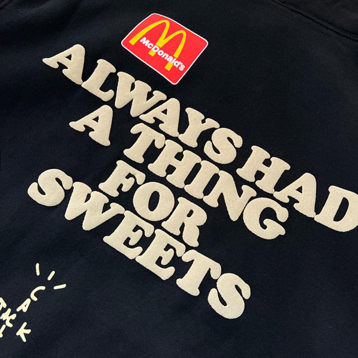 Travis Scott x McDonald's 蘋果派連帽衛衣