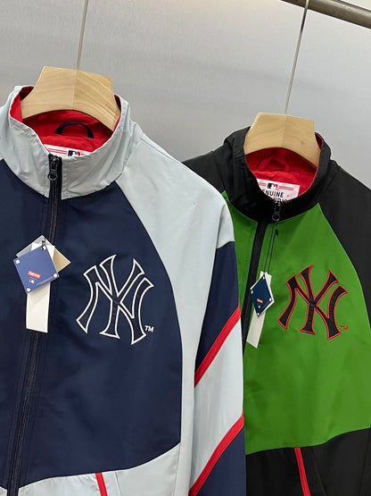 SUPREME x NEW YORK YANKEES 聯名拼色立領棒球外套