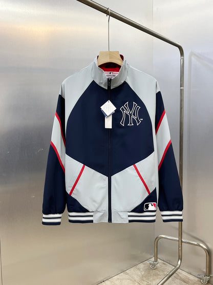 SUPREME x NEW YORK YANKEES 聯名拼色立領棒球外套