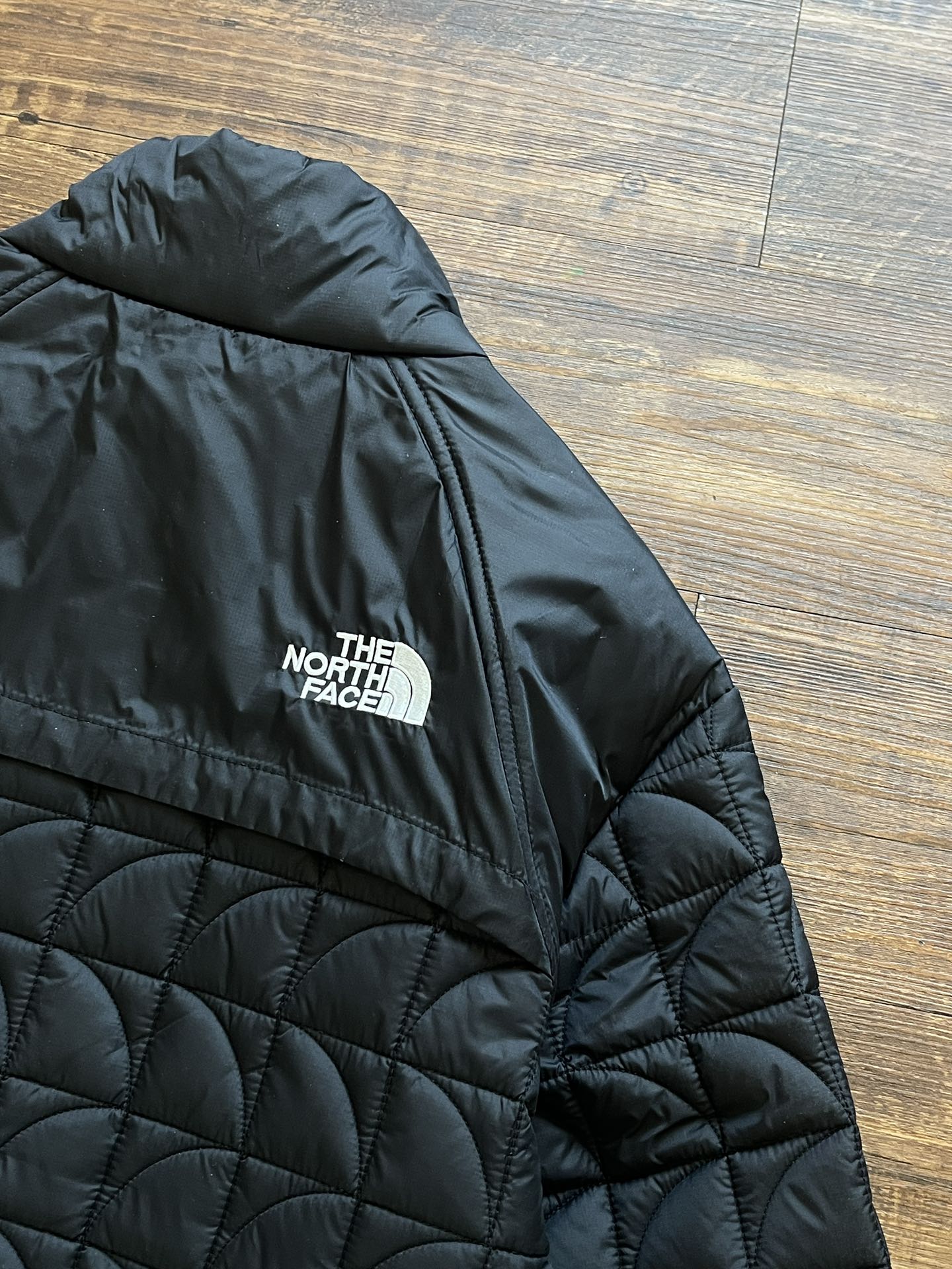 THE NORTH FACE 北臉 防潑水絎縫夾棉外套