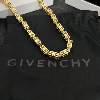 Givenchy Interlocking Cube Necklace 立體方塊項鍊