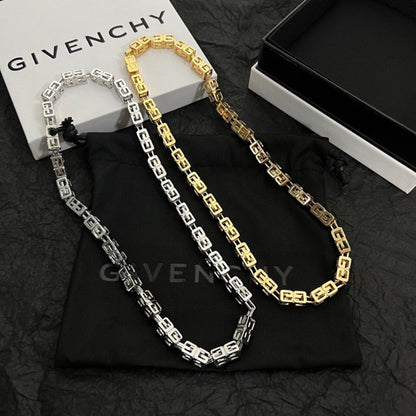 Givenchy Interlocking Cube Necklace 立體方塊項鍊