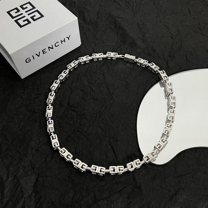 Givenchy Interlocking Cube Necklace 立體方塊項鍊