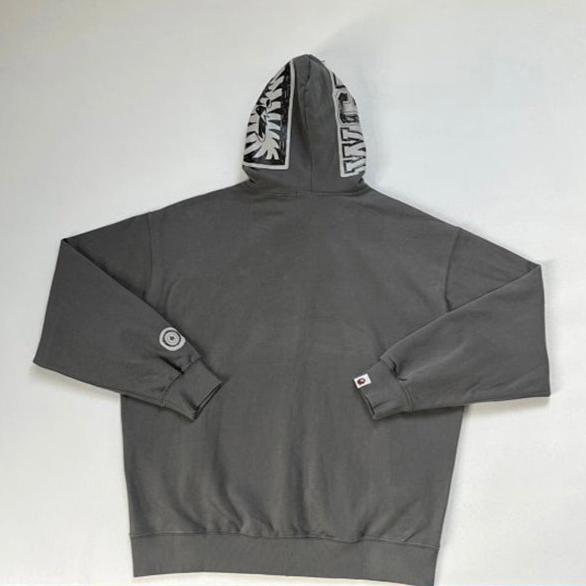 A BATHING APE® SHARK FULL ZIP HOODIE 鯊魚連帽外套