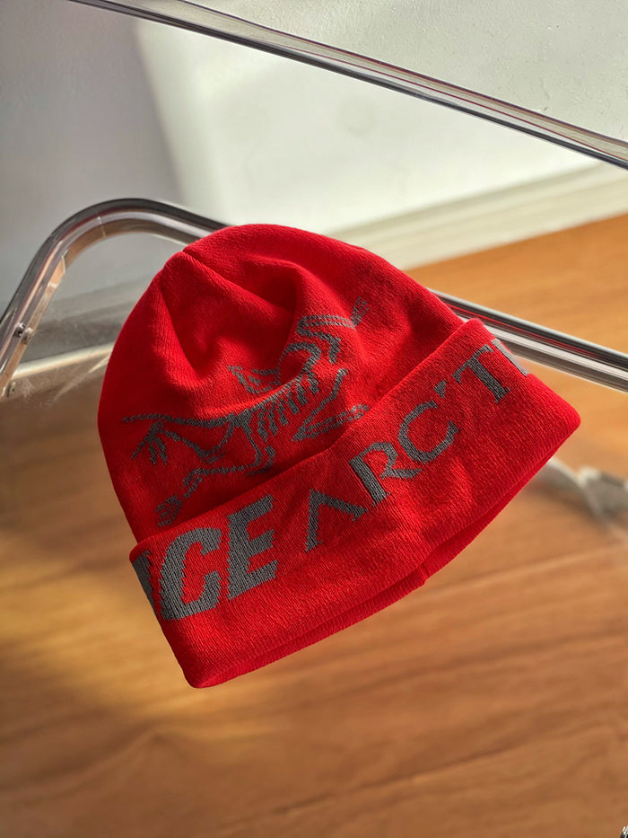 Palace x Arc’teryx Beanie 聯名針織毛帽