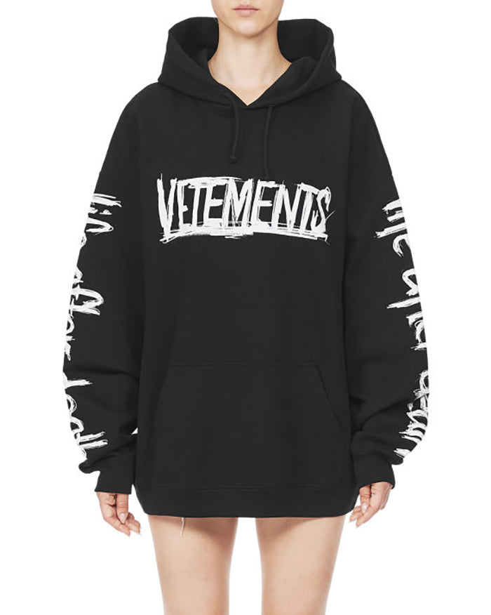 VETEMENTS Worldtour Hoodie - 經典巡迴標誌連帽衫