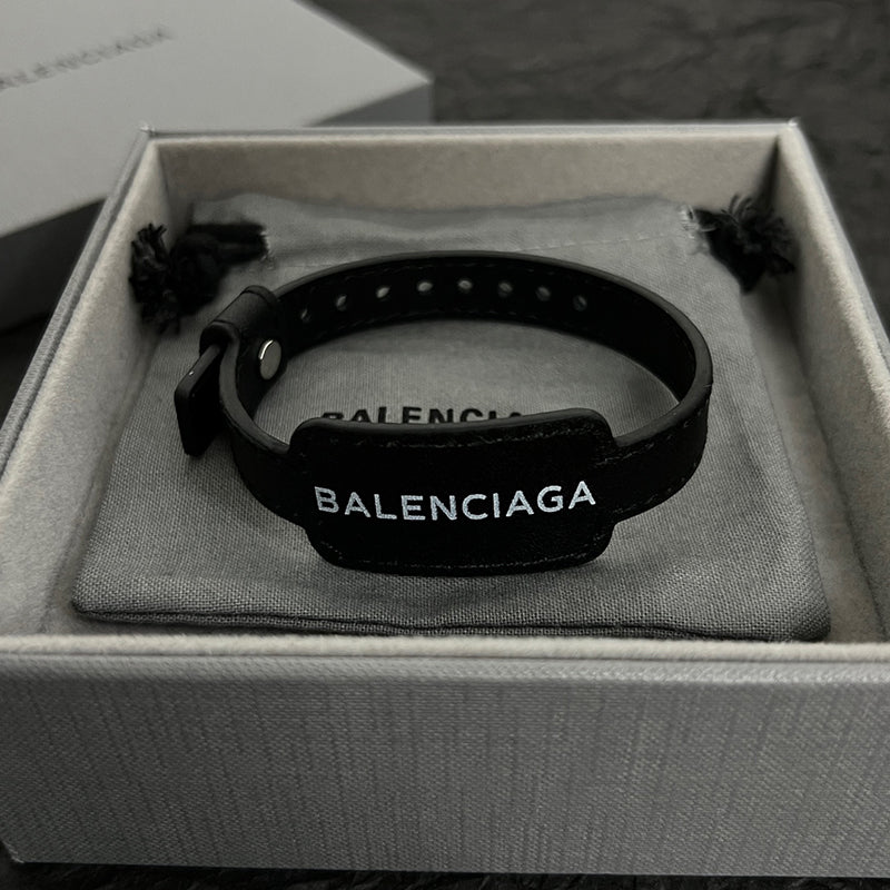 BALENCIAGA 巴黎世家LOGO標示皮革手環 - VANASH