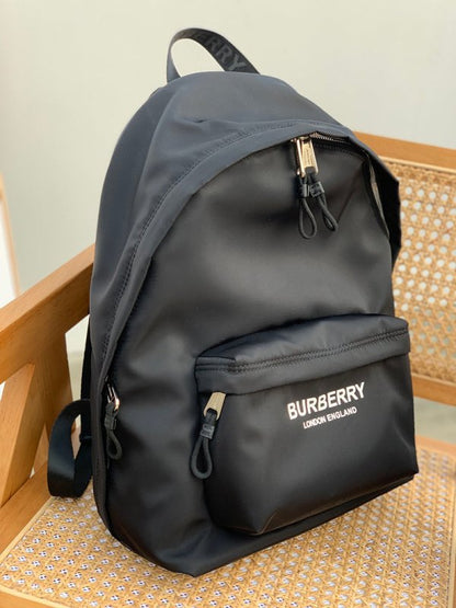 BURBERRY LOGO PRINT ECONYL BACKPACK 尼龍後背包 - VANASH