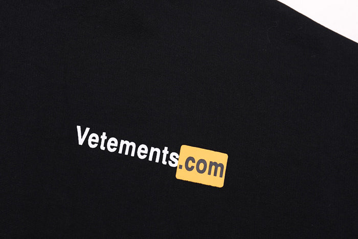 VETEMENTS Black XXX Logo Hoodie – 廓形標誌連帽衫