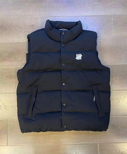 Undefeated Icon Down Vest 立領羽絨背心