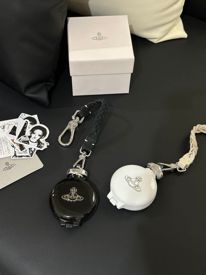 Vivienne Westwood Orb Round Portable Ashtray 時尚攜帶式煙灰缸掛飾