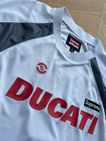 SUPREME x DUCATI SS24 SOCCER JERSEY  足球短袖T恤