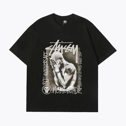 STUSSY X GOLDIE METALHEADZ 30 TEE 30週年人像印花短袖T恤