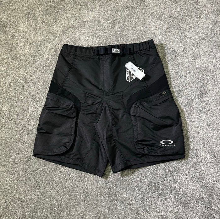 OAKLEY x PALACE SHORT 戶外機能短褲