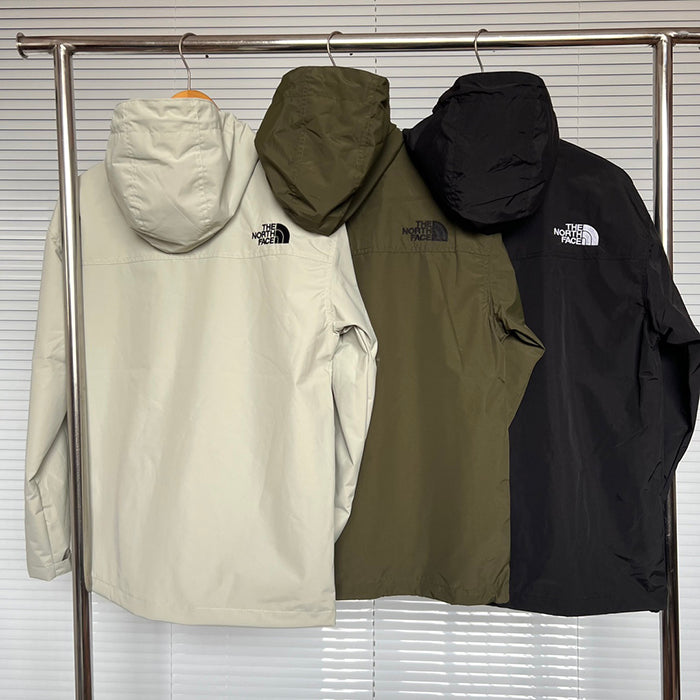 - 全新特價 - The North Face Classic Camper On Ball 連帽風衣外套 (米白色2XL)