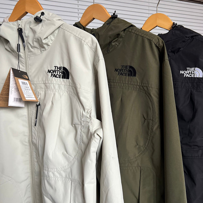 - 全新特價 - The North Face Classic Camper On Ball 連帽風衣外套 (米白色2XL)