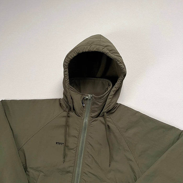 WTAPS INCOM / JACKET. NYLON. TUSSAH 廓形連帽鋪棉外外套