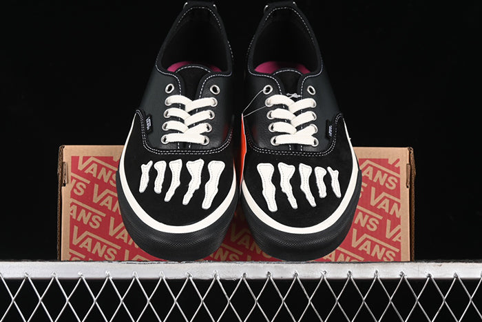 VANS SBTG x Authentic 'Full Clip  聯名帆布鞋