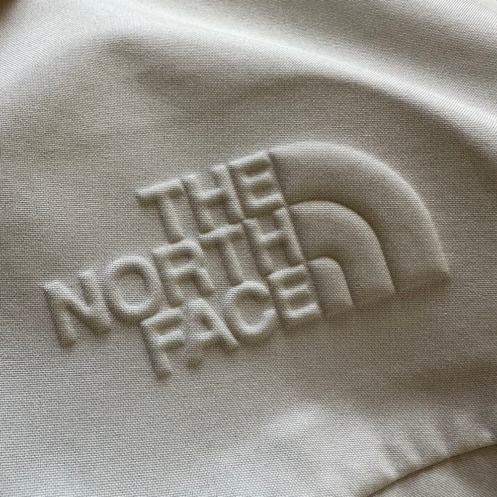 THE NORTH FACE UNDYED GORE-TEX 超強機能硬殼衝鋒衣