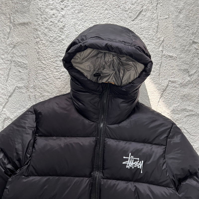 STUSSY 防水鋪棉羽絨外套