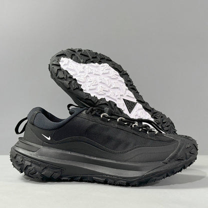 NIKE ACG MOUNTAIN FLY LOW 2 x COMME DES GARÇONS HOMME PUSL FZ3311-001 | 黑色